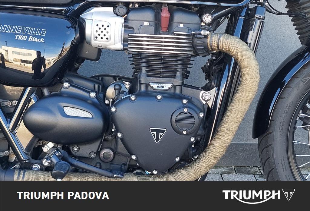 TRIUMPH Bonneville 900 T100 Black