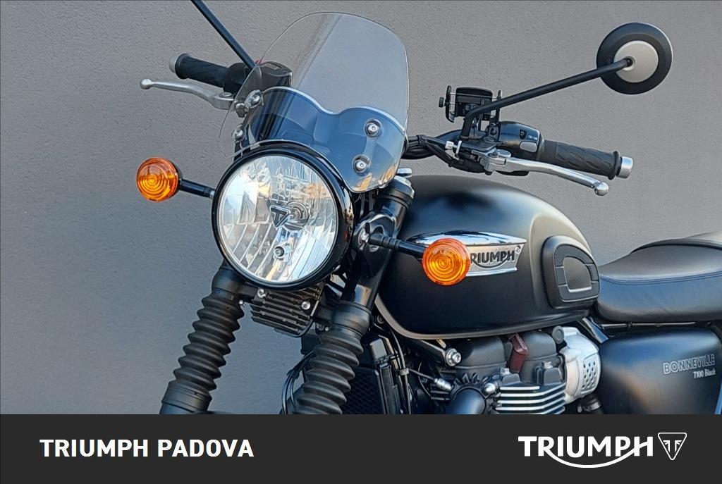 TRIUMPH Bonneville 900 T100 Black